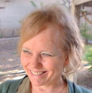 Meet your Posher, Jean